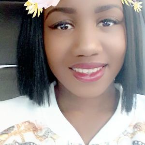 Meet your Posher, Aminata